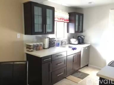 Main picture of 20325 19th Ave NE