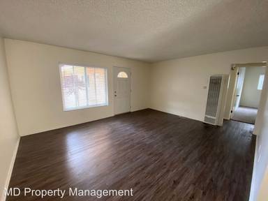Main picture of 21024 Reynolds Dr