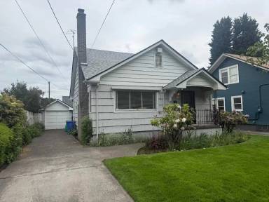 Main picture of 6426 SE 19th Ave