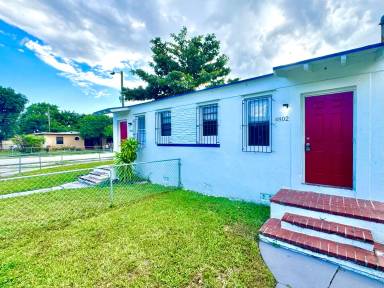 Main picture of 4800 NW 18th Ave