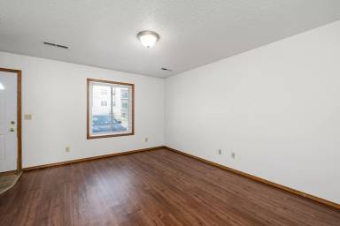 Main picture of 1203A N Main St
