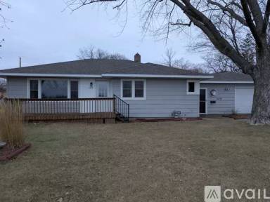Main picture of 1319 15th Ave S