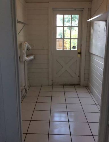 Main picture of 1122 I St
