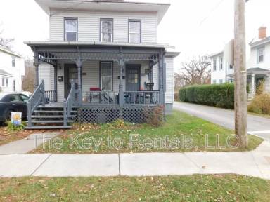 Main picture of 65 Chapin St