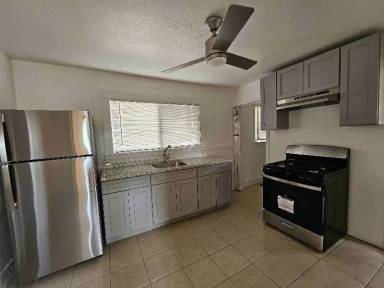 Main picture of 415 Napa St