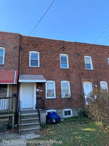 Main picture of 2948 Sollers Point Rd