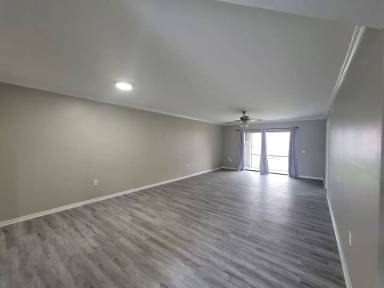 Main picture of 4815 Triton Ct E
