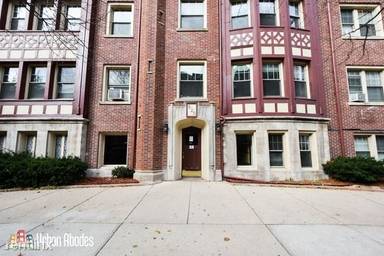 Main picture of 520 W Stratford Pl