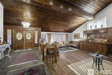 Main picture of 3942 Royal Viking Way