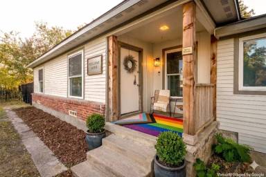 Main picture of 1315 Whitley Dr