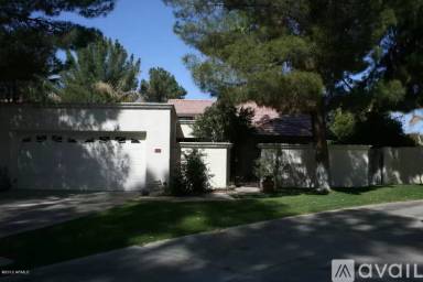 Main picture of 390 E Barbarita Ave