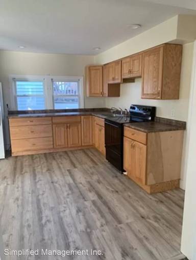 Main picture of 46 Hazel St