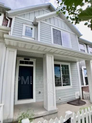 Main picture of 269 E Ellen Ln