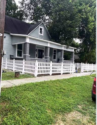 Main picture of 184 Meadow St
