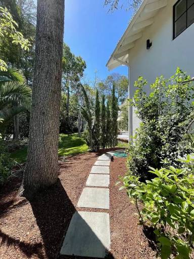 Main picture of 101 Acacia Ln