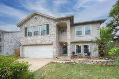 Main picture of 2114 Milan Dr