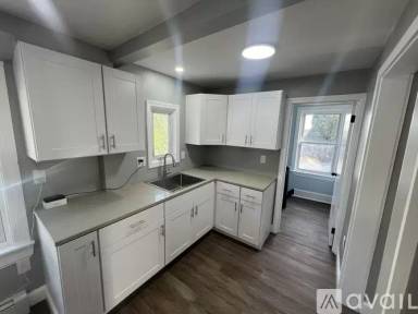 Main picture of 282 Lincoln Ave