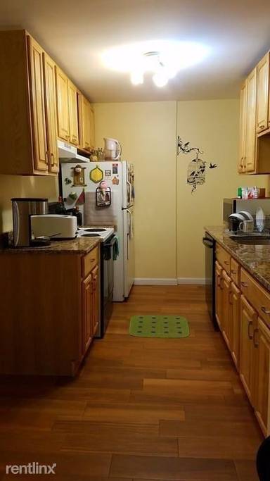 Main picture of 412 Langley Rd