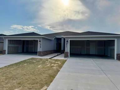 Main picture of 6511 NW Vandergriff St
