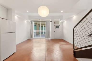 Main picture of 2404 Garfield Ave SE