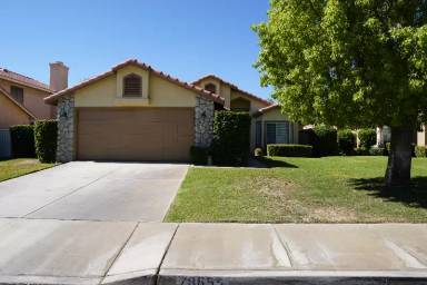 Main picture of 78645 Forbes Cir