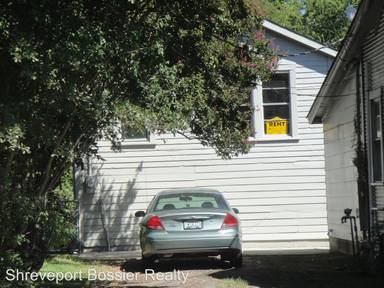 Main picture of 4125 Lamar Ave