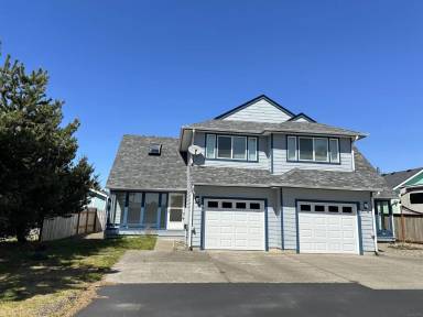 Main picture of 166 N Razor Clam Dr SW