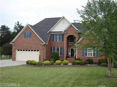 Main picture of 145 Amersham Ct