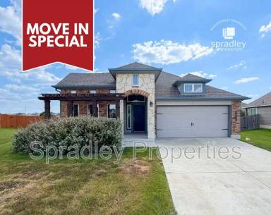 Main picture of 7805 Montclair Dr