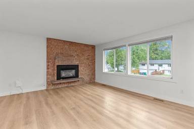 Main picture of 2202 169th Pl SE