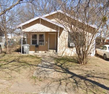 Main picture of 3030 S Denley Dr