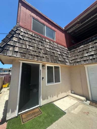 Main picture of 1153-1155 Emory St