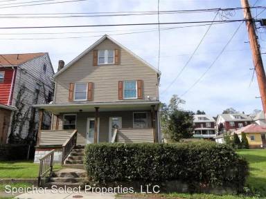Main picture of 375 1/2 Beatrice Ave