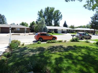 Main picture of 920 Kelly Pl