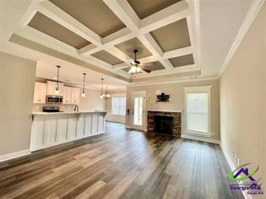 Main picture of 500 Charlestown Way