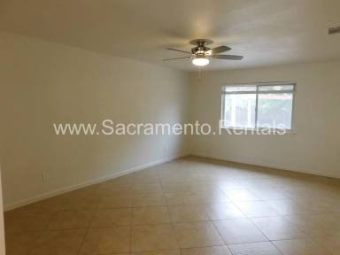 Main picture of 101 Kennelford Cir