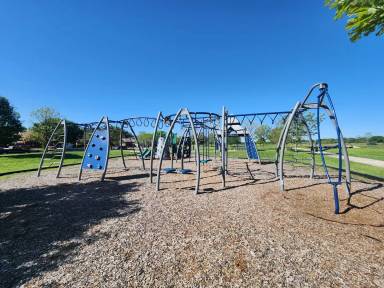 Main picture of 2006 - 32 Rueben Rd