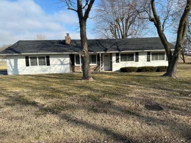 Main picture of 307 E Primrose Ln