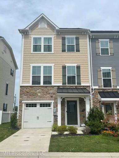 Main picture of 8210 Secluded Cove Ln