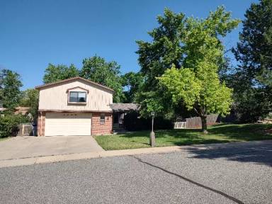 Main picture of 1742 Drake St