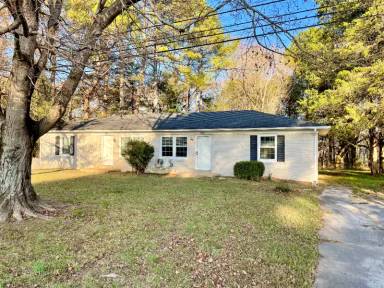 Main picture of 123 Glenn Springs Rd