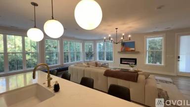 Main picture of 11548 Helmond Way