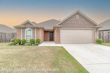 Main picture of 4430 W Wales Dr