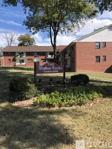 Main picture of 1300 Rock Ave