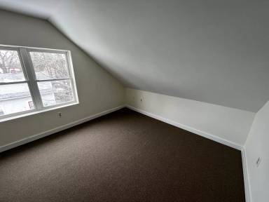 Main picture of 20 Winter St