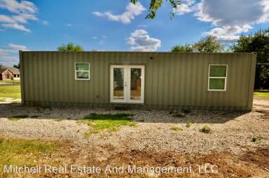 Main picture of 1796 Newport Rd