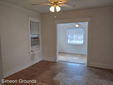 Main picture of 574 SW 3rd St