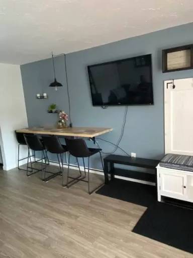 Main picture of 802 Cocheco Ct