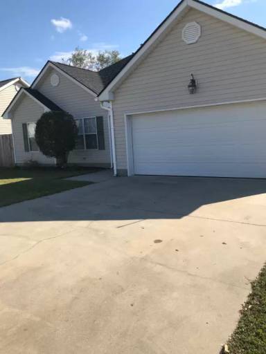 Main picture of 324 Millbrook Dr