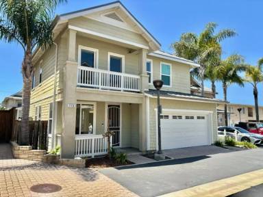 Main picture of 775 E Port Hueneme Rd